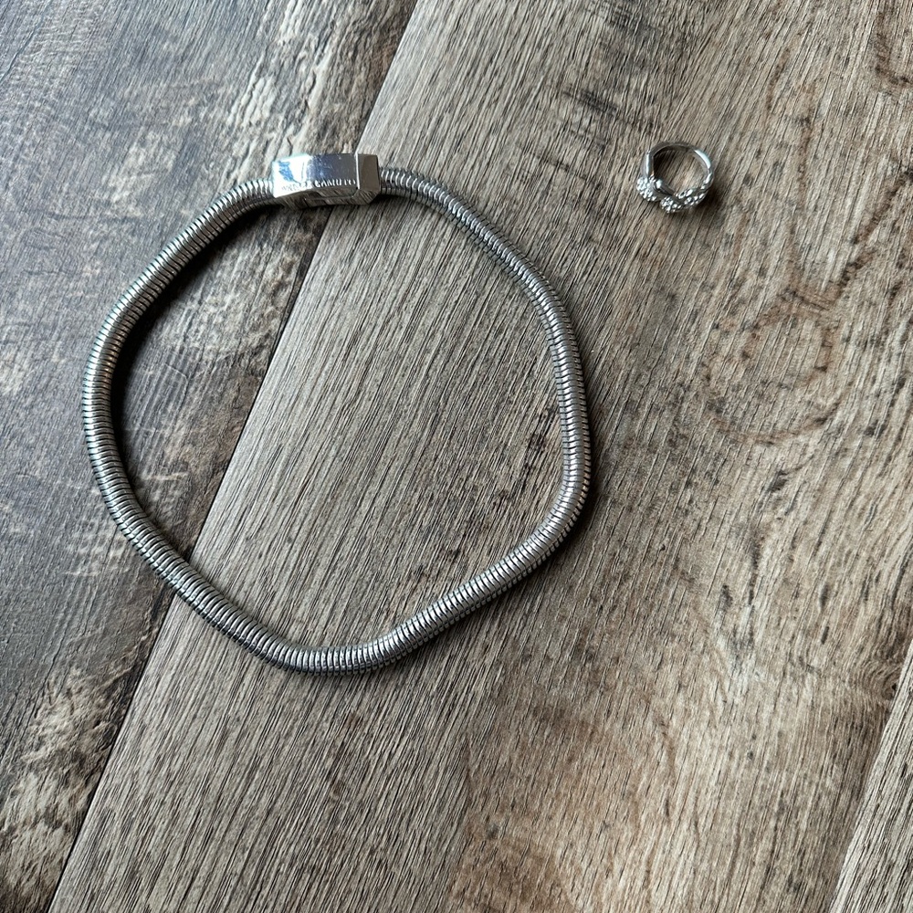 Vince Camuto necklace